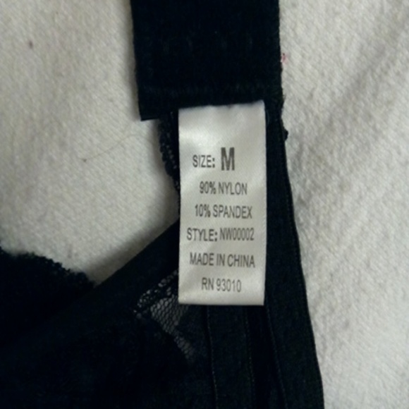 Lingerie - Picture 6 of 6